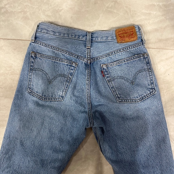 Levi's 501 Skinny Jeans - Picture 5 of 6